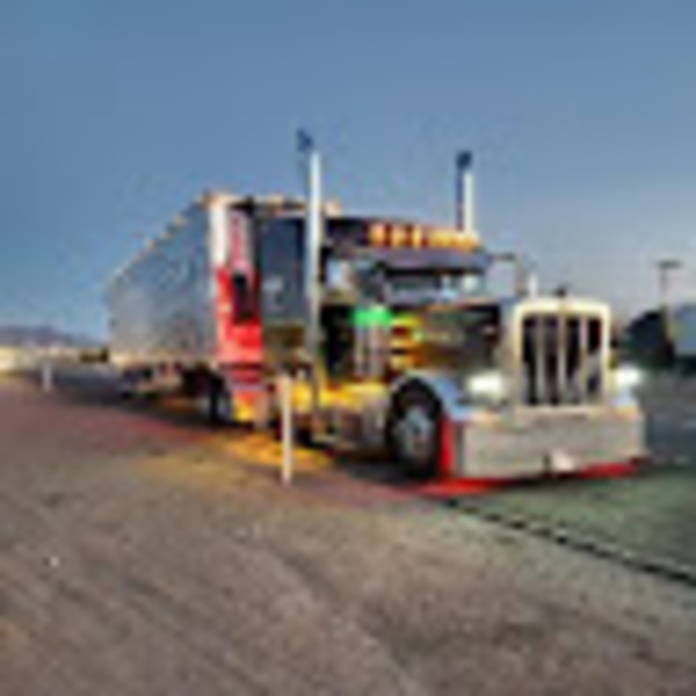 Meet your Posher, Karo